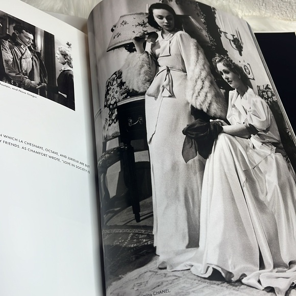 CHANEL White Hardcover Book by Jacques Helleu - Picture 8 of 14